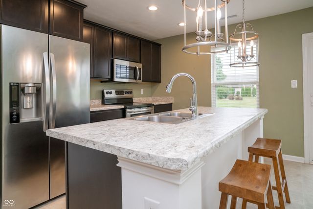 1226 Arlington Drive, Greenfield, IN 46140