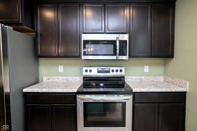 1226 Arlington Drive, Greenfield, IN 46140