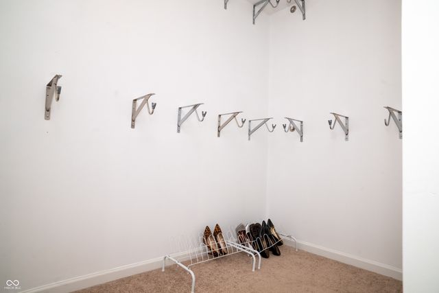 1226 Arlington Drive, Greenfield, IN 46140