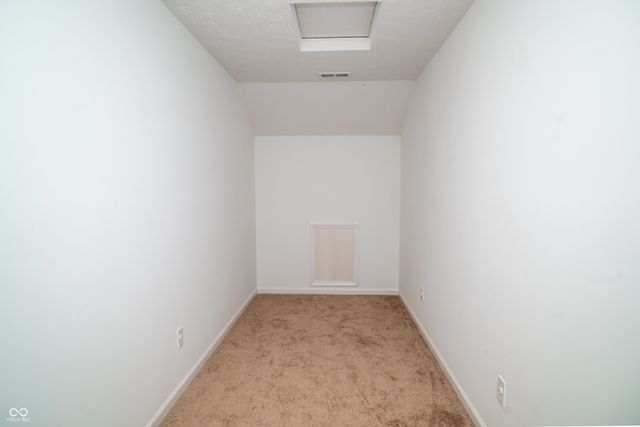 1226 Arlington Drive, Greenfield, IN 46140