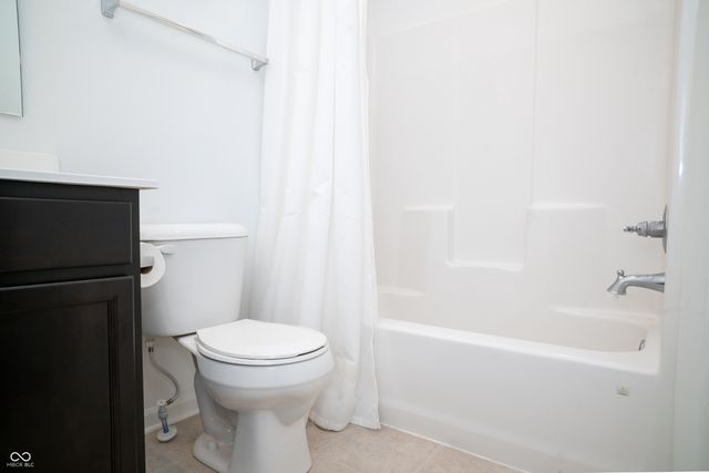 1226 Arlington Drive, Greenfield, IN 46140