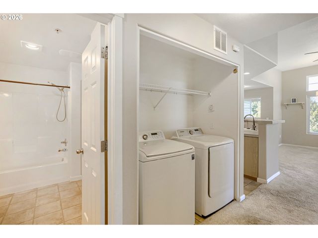 15050 Sw MALLARD Dr 201, Beaverton, OR 97007