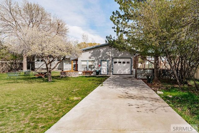 467 N 3 W, Rigby, ID 83442