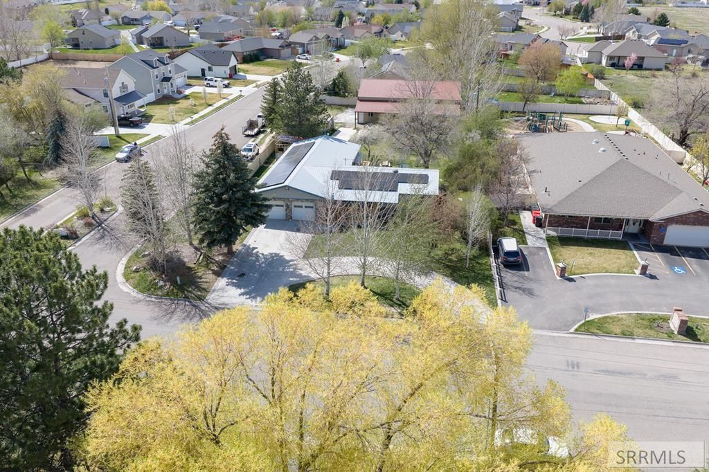 Image 3 of property listing at 467 N 3 W, Rigby, ID 83442