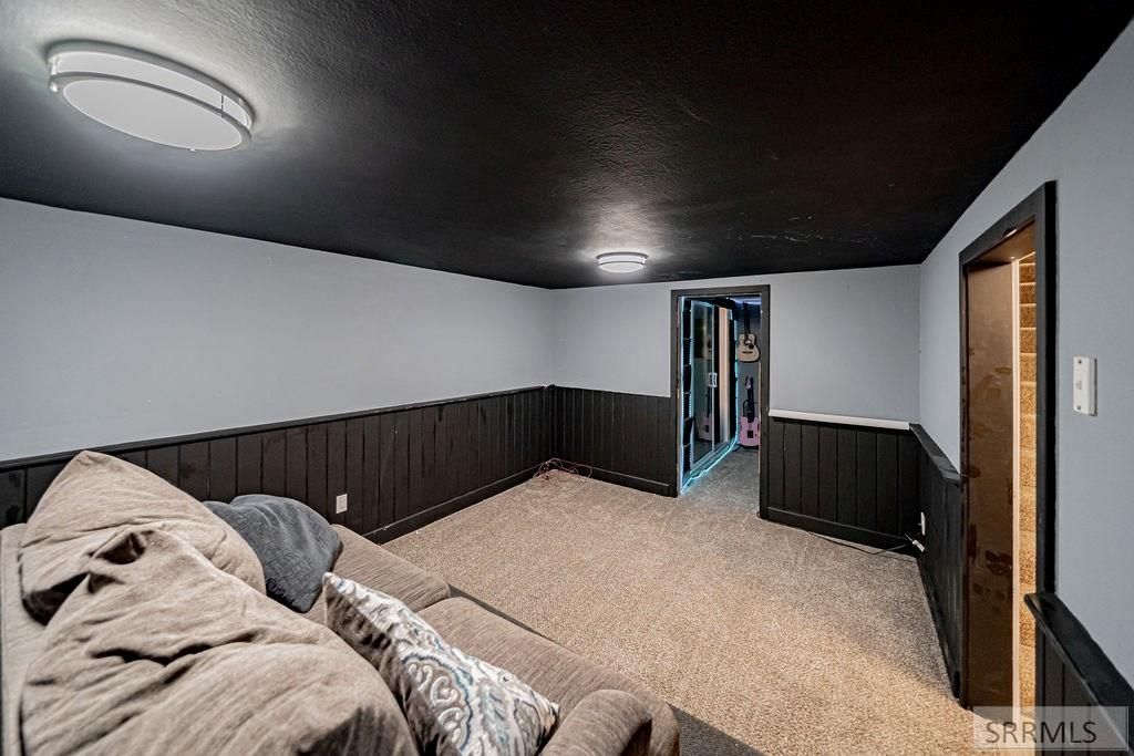 Image 38 of property listing at 467 N 3 W, Rigby, ID 83442