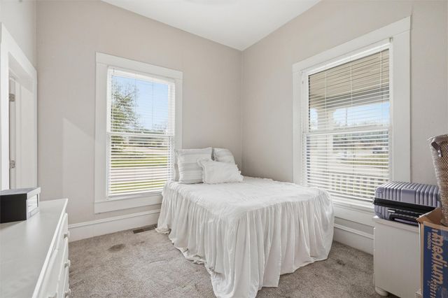 803 N 3rd ST, Temple, TX 76501