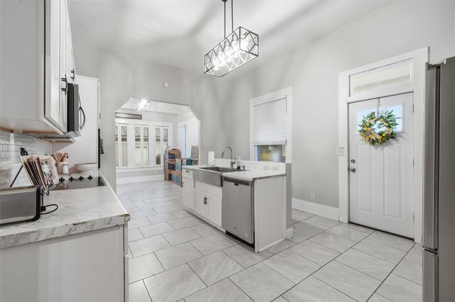 803 N 3rd ST, Temple, TX 76501