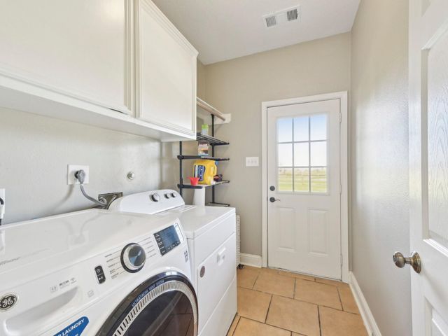 10007 County Road 168, Alvin, TX 77511