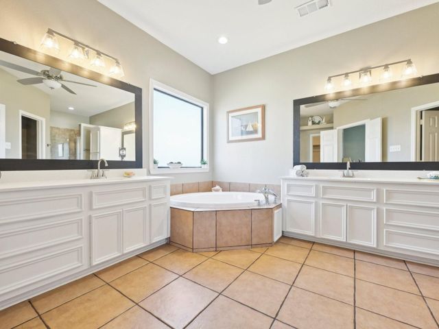 10007 County Road 168, Alvin, TX 77511