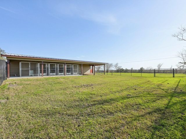 10007 County Road 168, Alvin, TX 77511