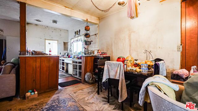 13401 Berg Street, Sylmar (los Angeles), CA 91342