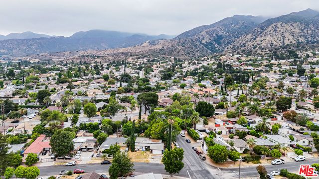 13401 Berg Street, Sylmar (los Angeles), CA 91342