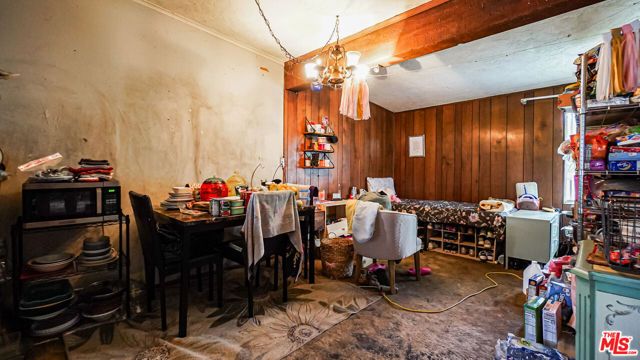 13401 Berg Street, Sylmar (los Angeles), CA 91342