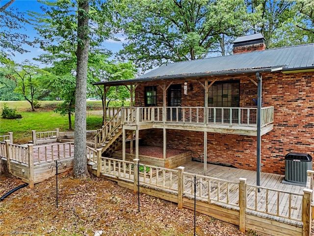3318 Oak Ridge Road, Summerfield, NC 27358
