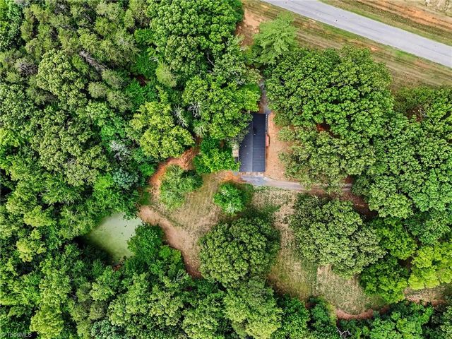 3318 Oak Ridge Road, Summerfield, NC 27358