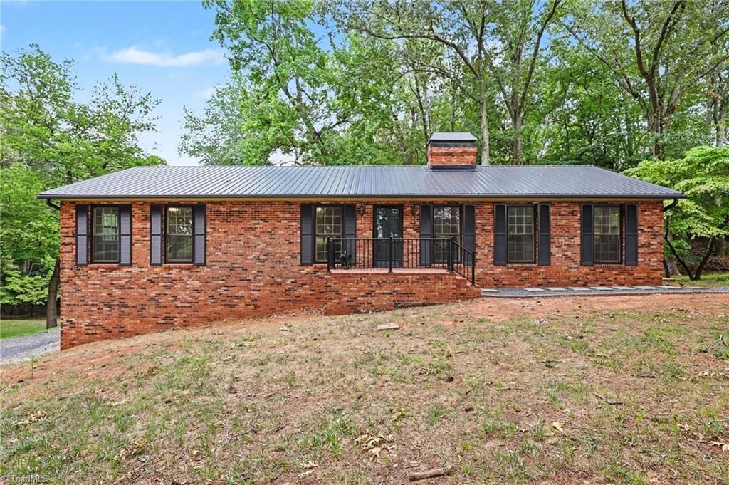 3318 Oak Ridge Road, Summerfield, NC 27358