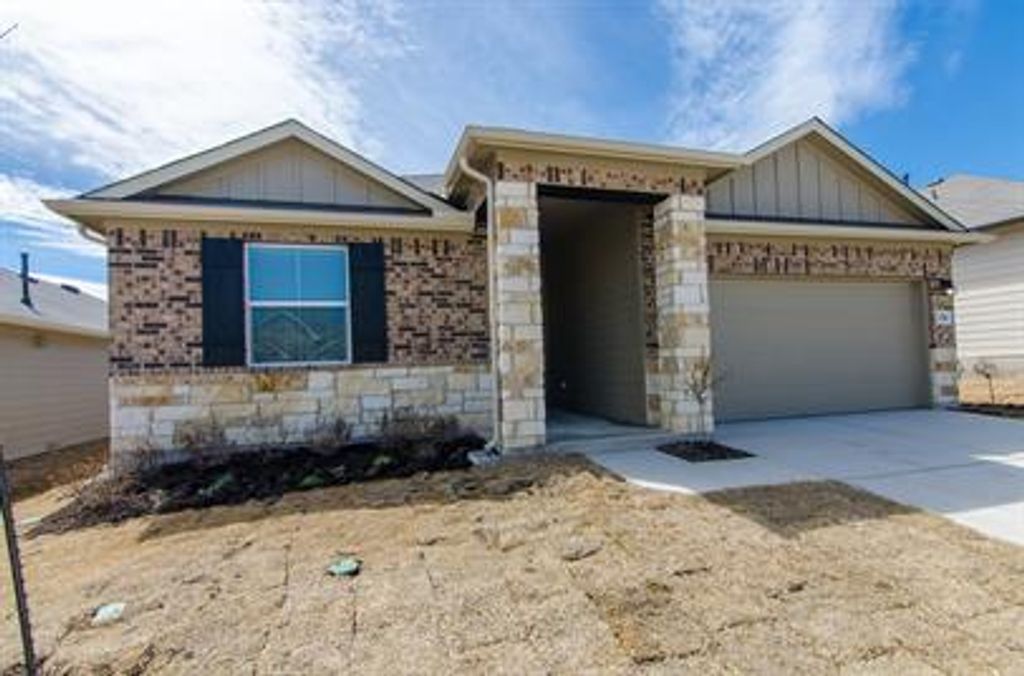 256 Cherry Laurel LN, Kyle, TX 78640