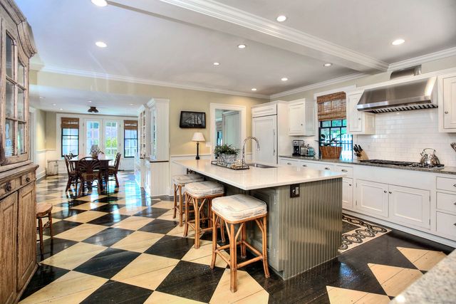 2683 Bronson Road, Fairfield, CT 06824