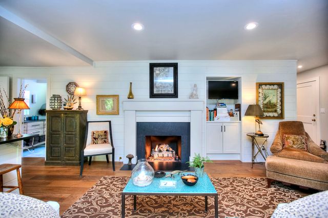 2683 Bronson Road, Fairfield, CT 06824