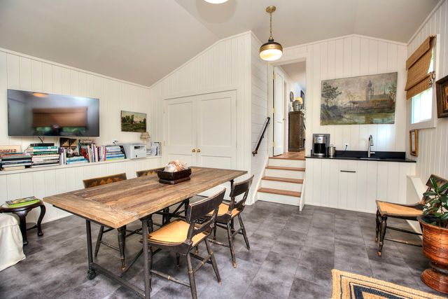 2683 Bronson Road, Fairfield, CT 06824