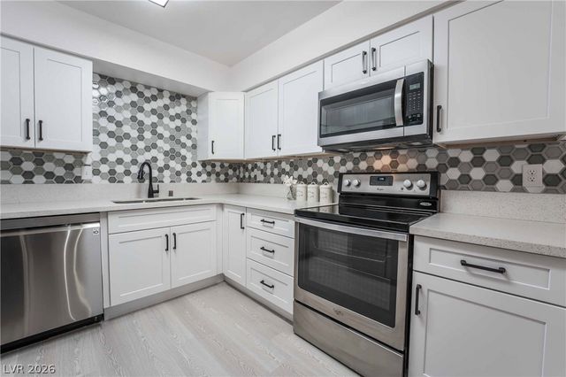 3151 Soaring Gulls Drive 2189, Las Vegas, NV 89128