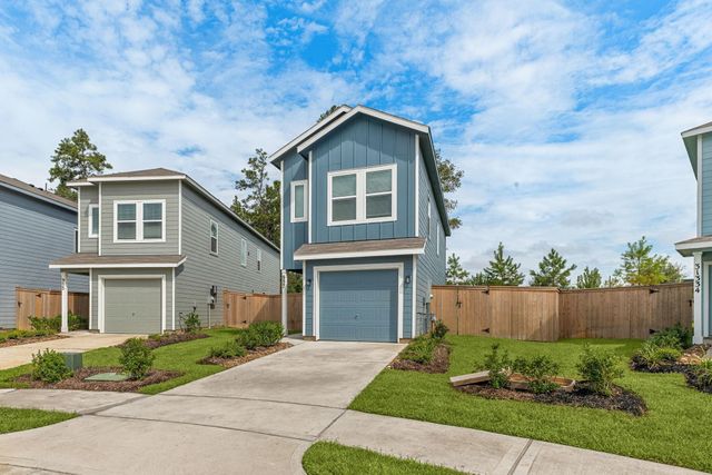 957 Pertuso Lane, Huffman, TX 77336