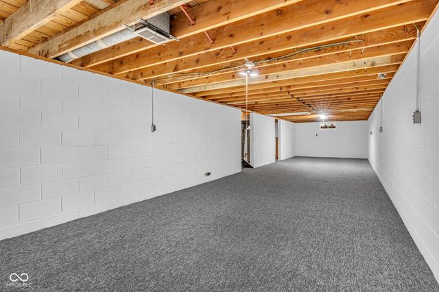 3448 Rost Drive, Columbus, IN 47203