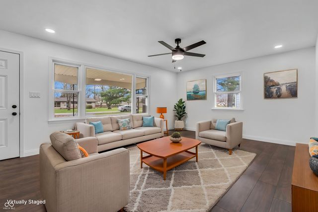 3448 Rost Drive, Columbus, IN 47203