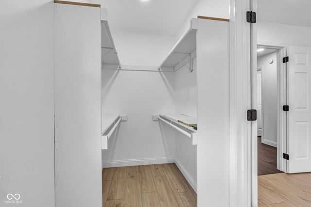 3448 Rost Drive, Columbus, IN 47203