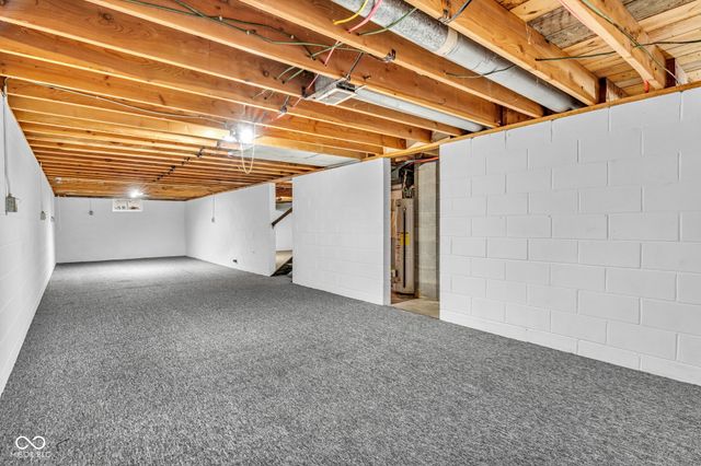 3448 Rost Drive, Columbus, IN 47203