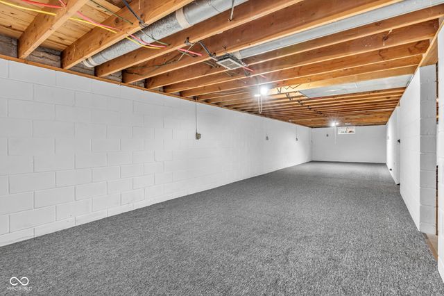 3448 Rost Drive, Columbus, IN 47203