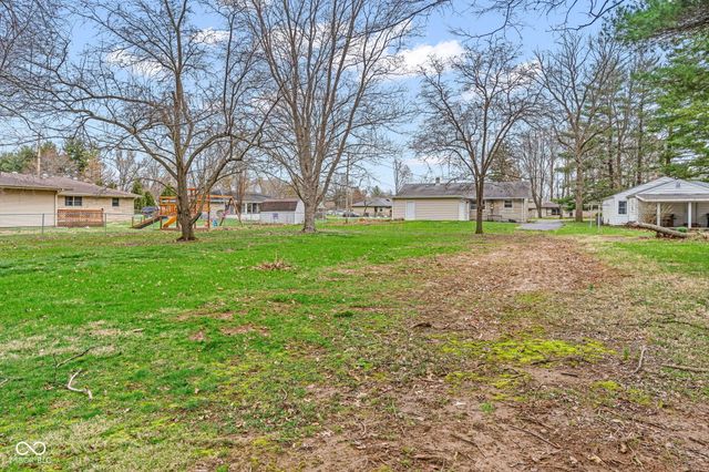 3448 Rost Drive, Columbus, IN 47203