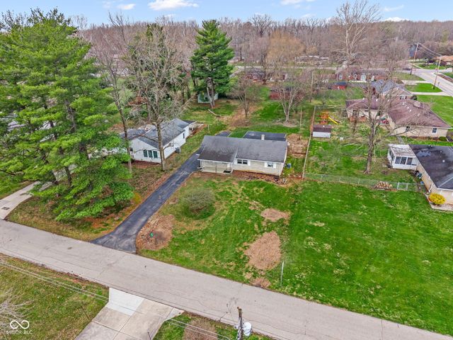 3448 Rost Drive, Columbus, IN 47203