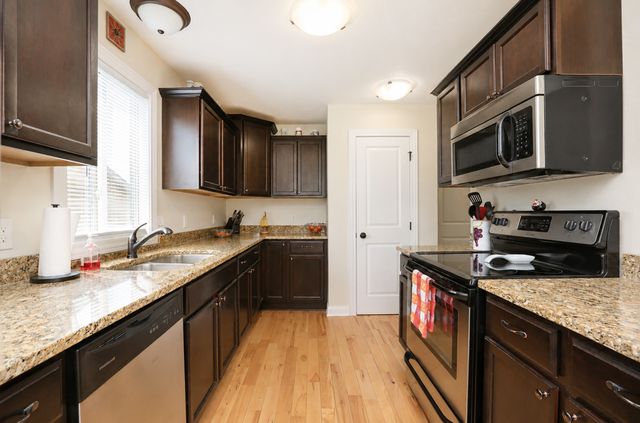 2727 15th Street SW, Altoona, IA 50009