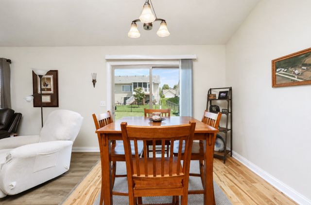2727 15th Street SW, Altoona, IA 50009
