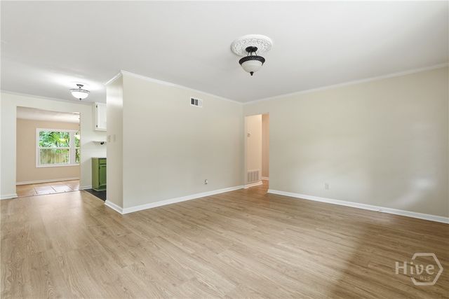 27 Sidney Drive, Savannah, GA 31406