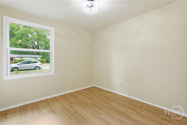 27 Sidney Drive, Savannah, GA 31406