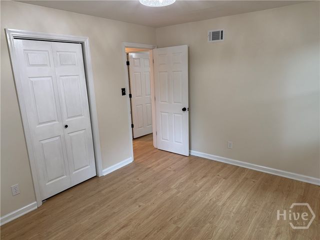 27 Sidney Drive, Savannah, GA 31406