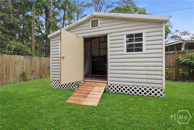 27 Sidney Drive, Savannah, GA 31406
