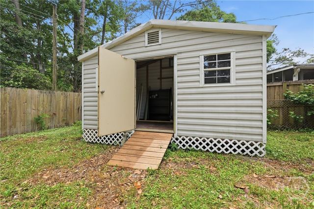 27 Sidney Drive, Savannah, GA 31406
