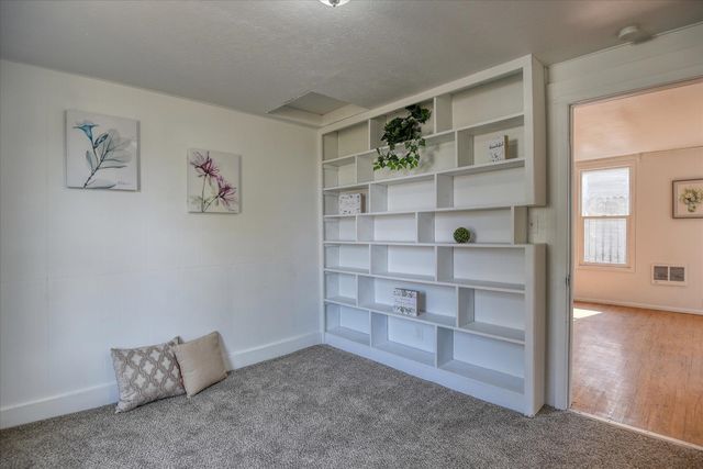 324 E Everett Ave, Spokane, WA 99207