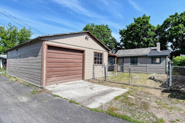 324 E Everett Ave, Spokane, WA 99207