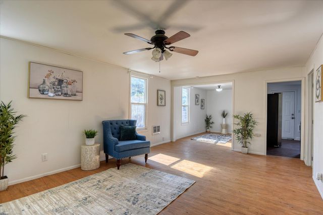 324 E Everett Ave, Spokane, WA 99207