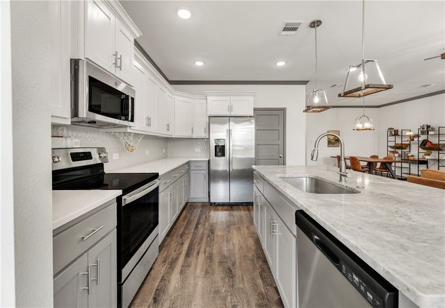 1000 Granite Court, Bryan, TX 77803