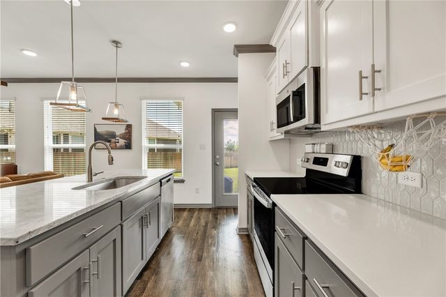 1000 Granite Court, Bryan, TX 77803