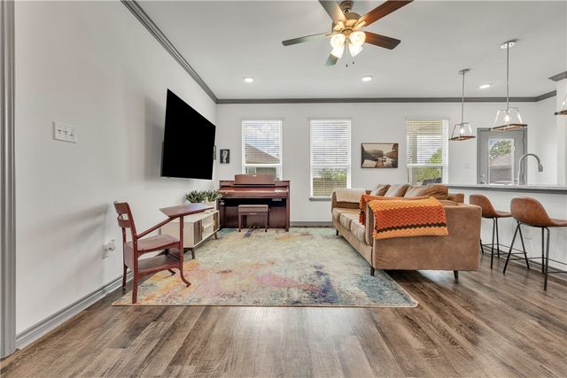 1000 Granite Court, Bryan, TX 77803