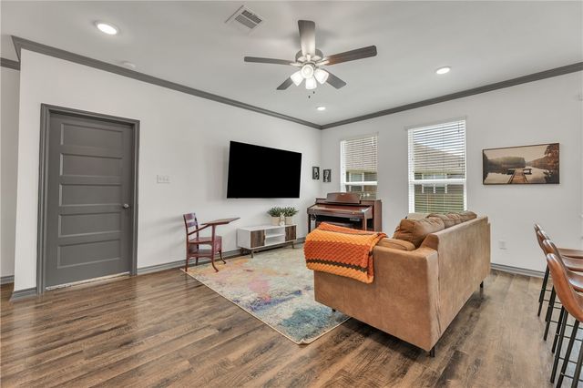 1000 Granite Court, Bryan, TX 77803