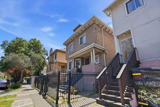 881 W Macarthur Boulevard, Emeryville, CA 94608