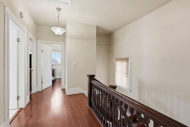 881 W Macarthur Boulevard, Emeryville, CA 94608