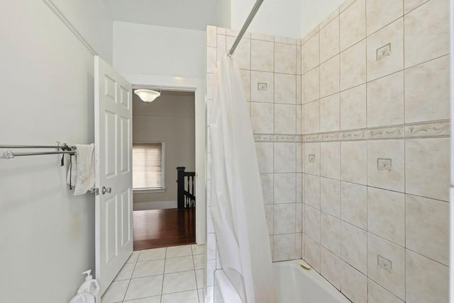 881 W Macarthur Boulevard, Emeryville, CA 94608